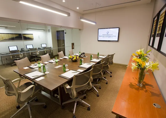 Hotel The Paragon Santa Fe By Accor Mexico City