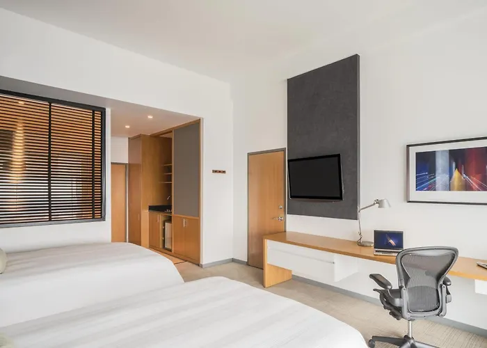 Hotel The Paragon Santa Fe By Accor