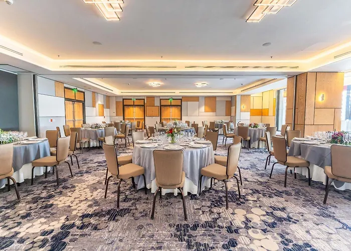 The Paragon Santa Fe By Accor Hotel