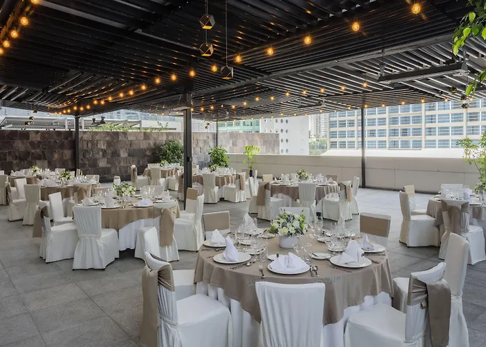 Hotel The Paragon Santa Fe By Accor Mexico City